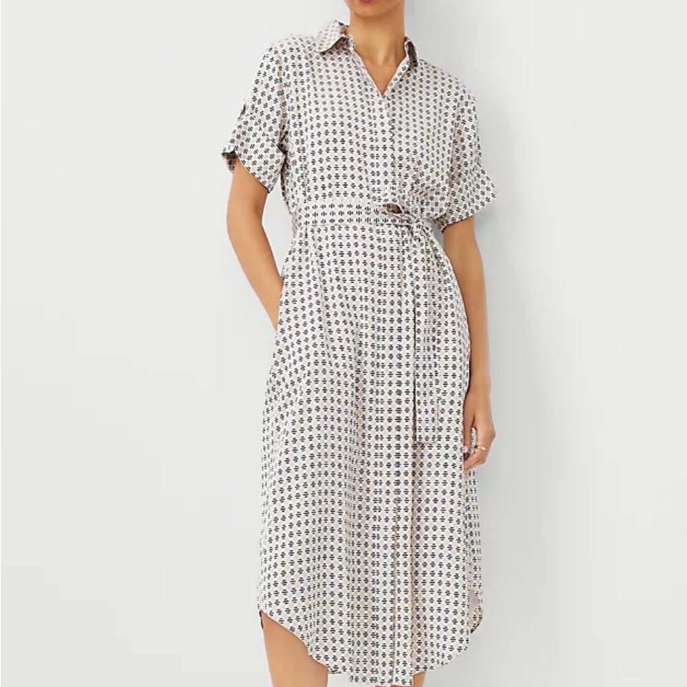 Ann Taylor, NWT, Geo Midi Shift Dress. White, khaki, and black pattern